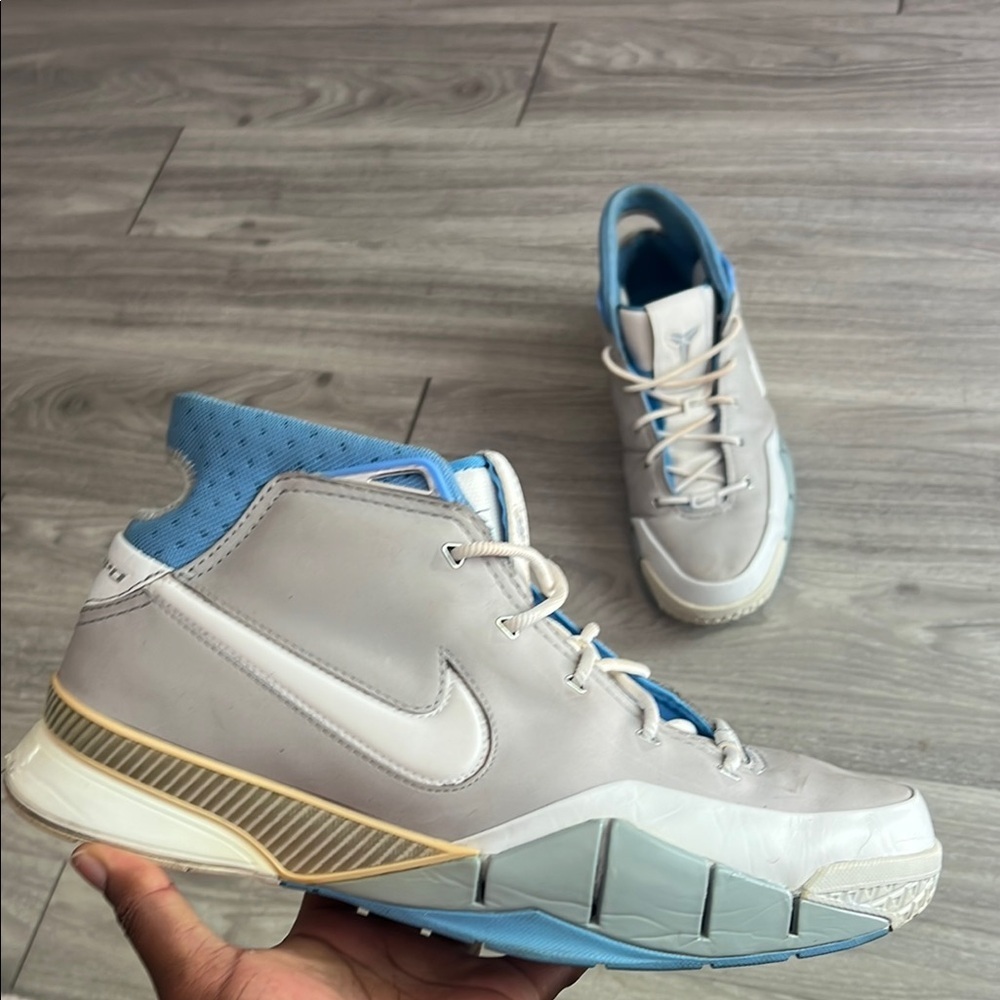 Nike ZOOM KOBE 1 PROTRO 'MPLS' 2018
